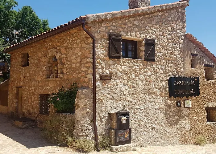Casa Del Aguila Dorada